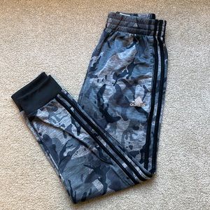 Boys Adidas sweatpants